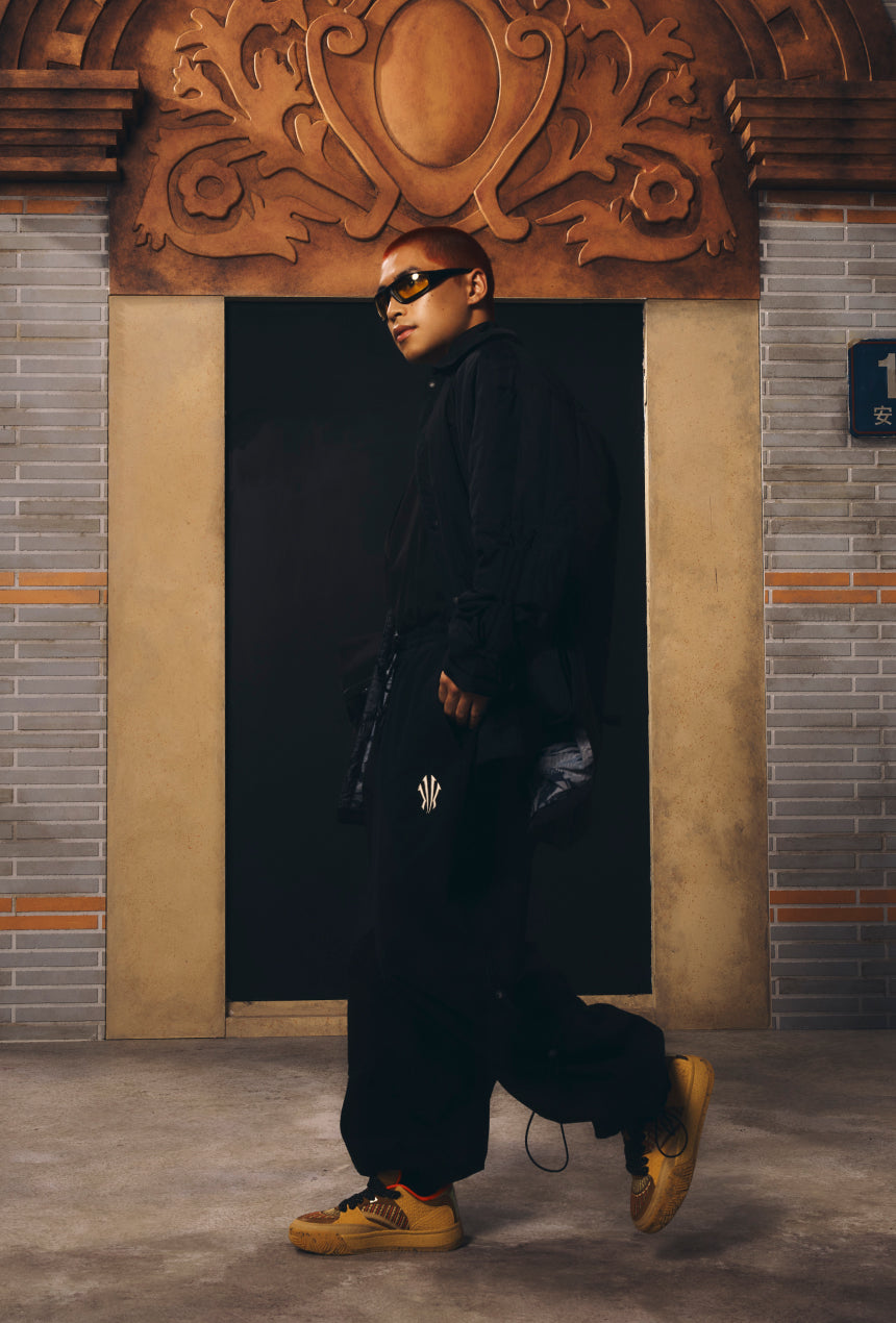 ANTA Hélà Code lifestyle sneaker by Kyrie Irving On-foot Looks