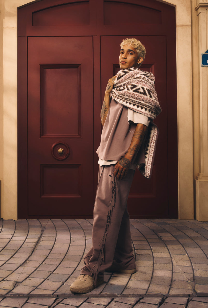 ANTA Hélà Code lifestyle sneaker by Kyrie Irving On-foot Looks