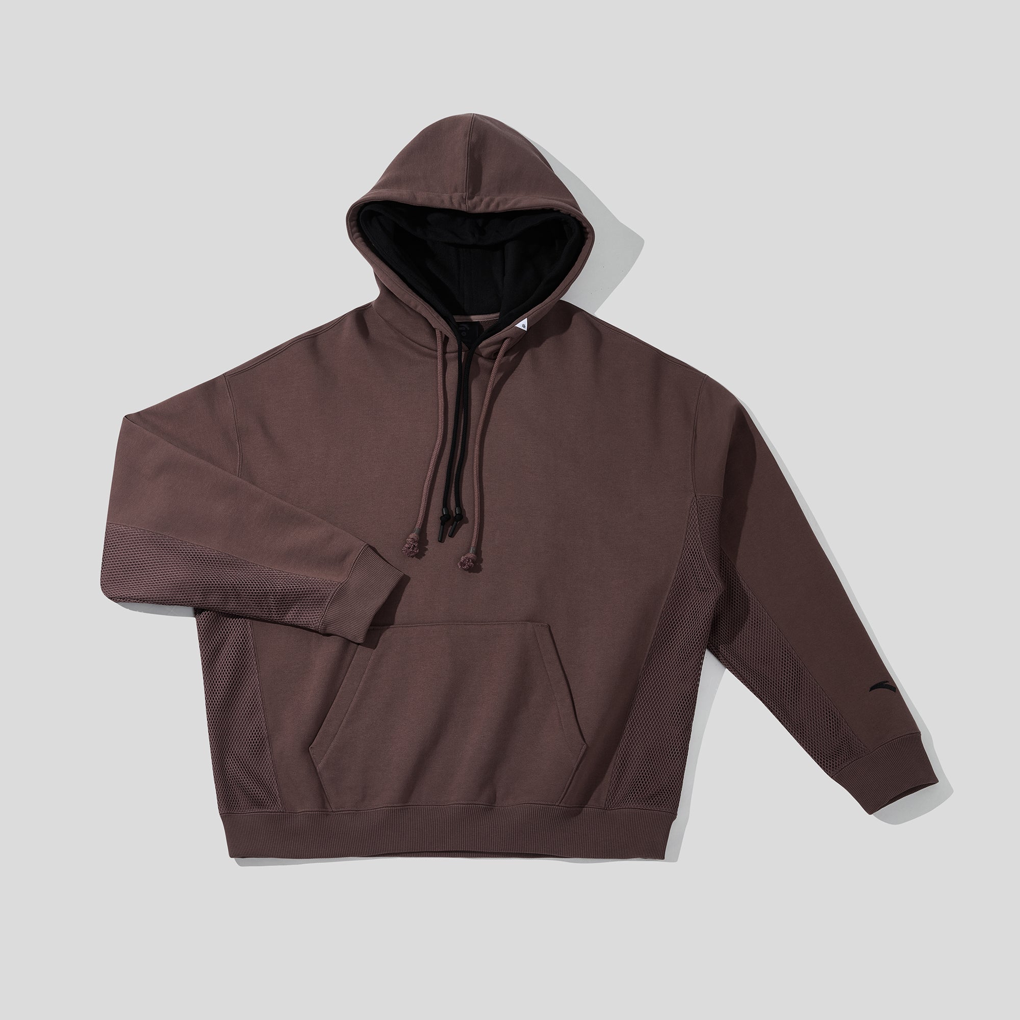ANTA-Hela-Echo-Hoodie-Media-1.
