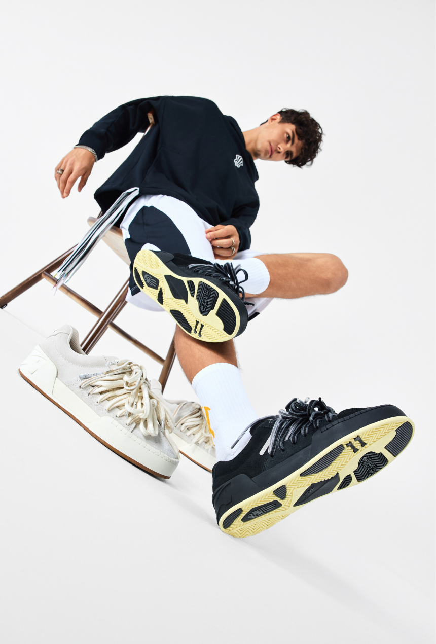 ANTA Hélà Style "Roots" Lifestyle Sneaker by Kyrie Irving Model Look