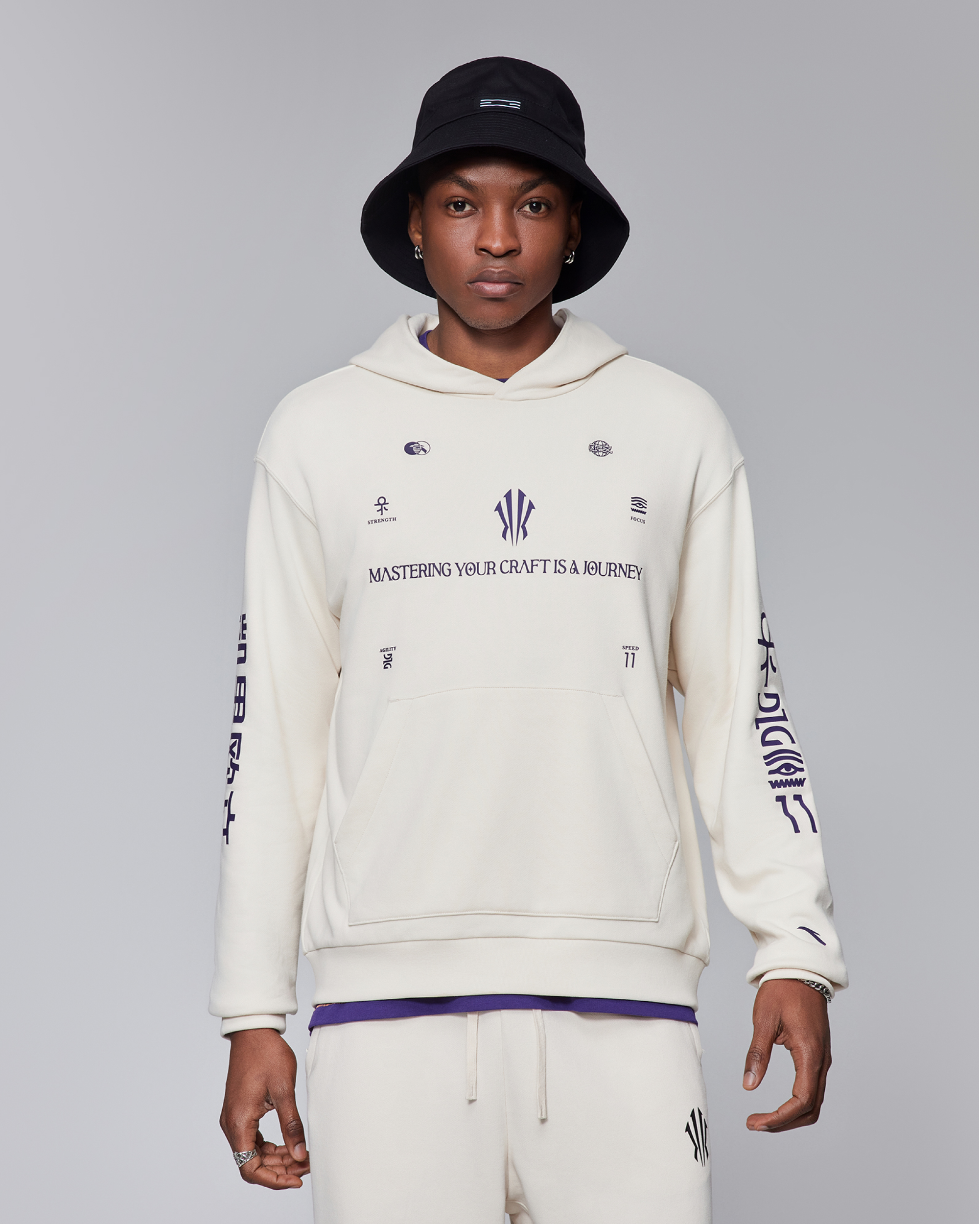 Hoodie kyrie sale