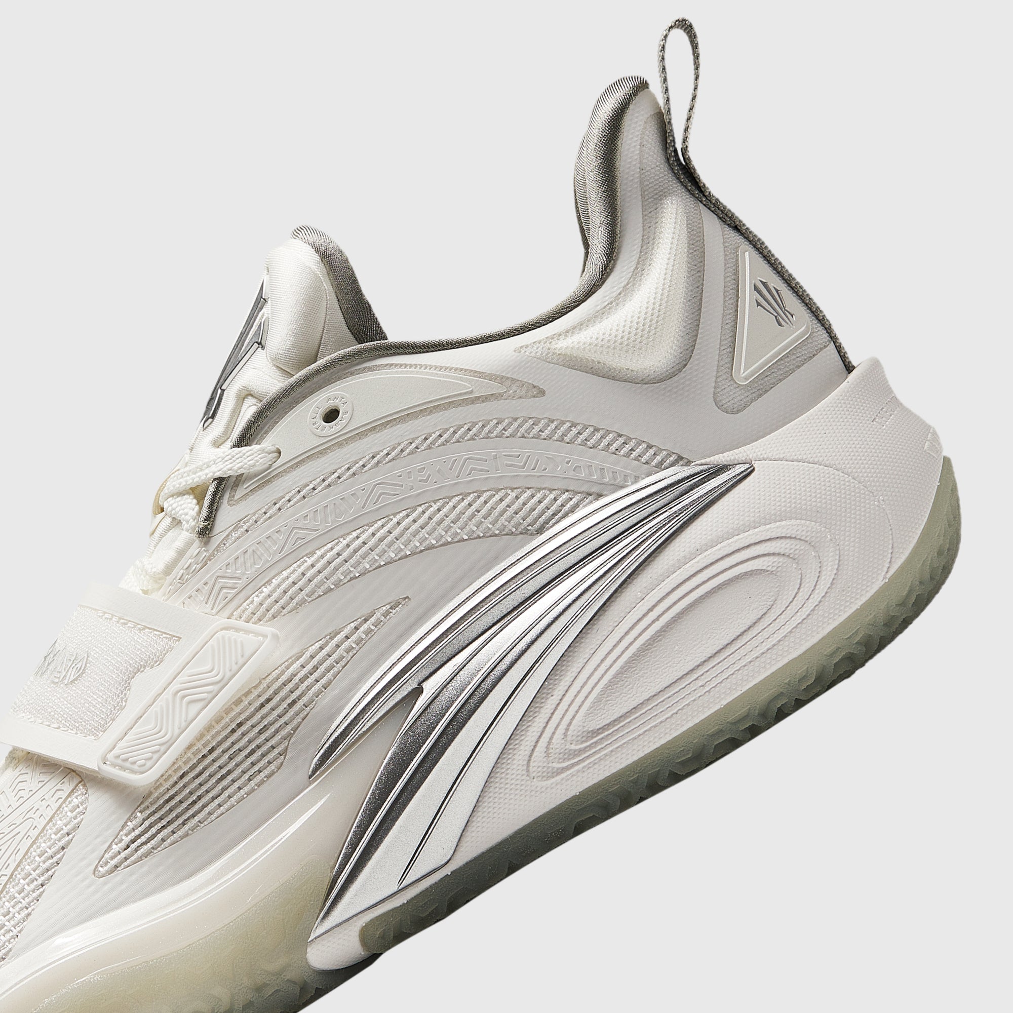 ANTA KAI 1 "Yang" basketball shoes by Kyrie Irving