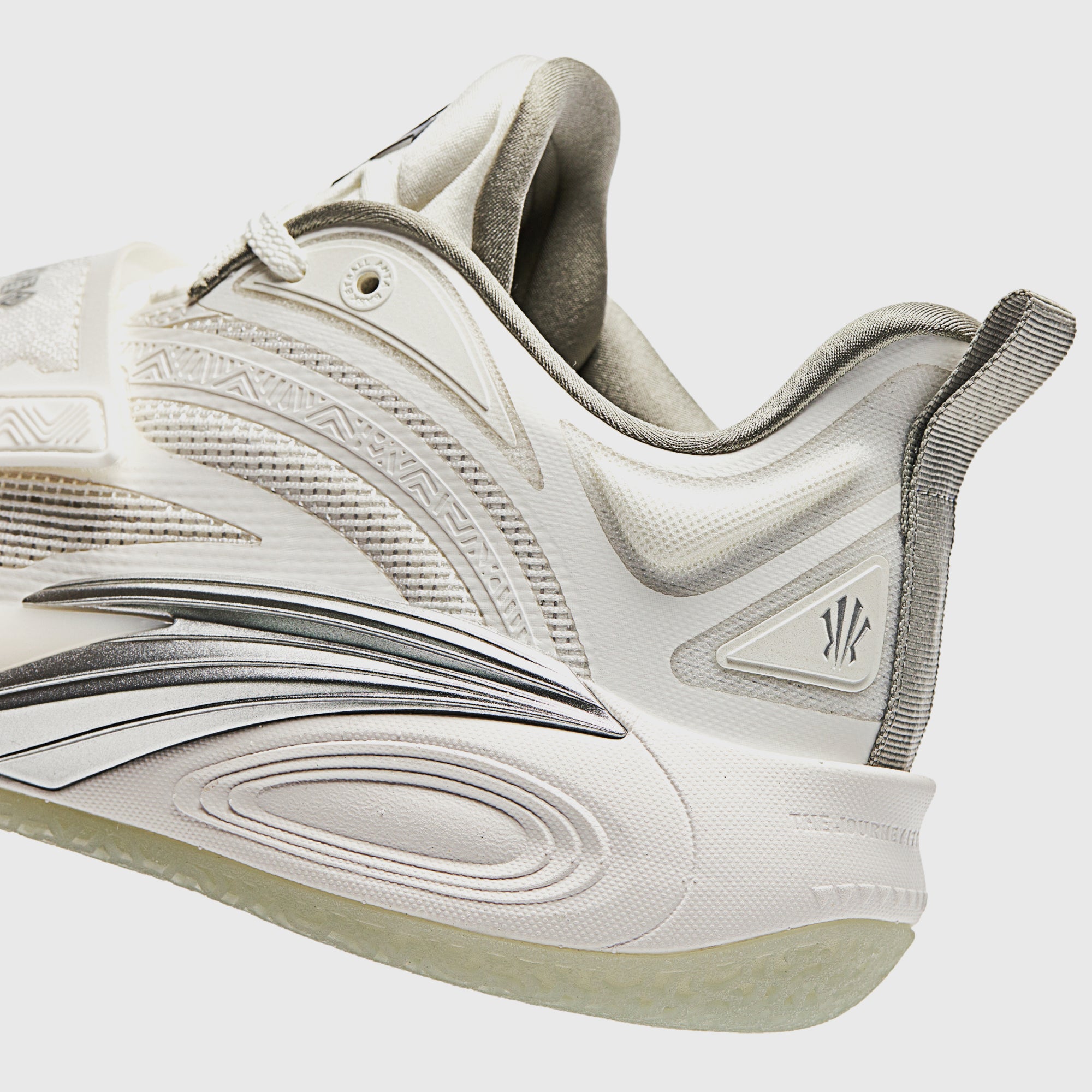 ANTA KAI 1 "Yang" basketball shoes by Kyrie Irving