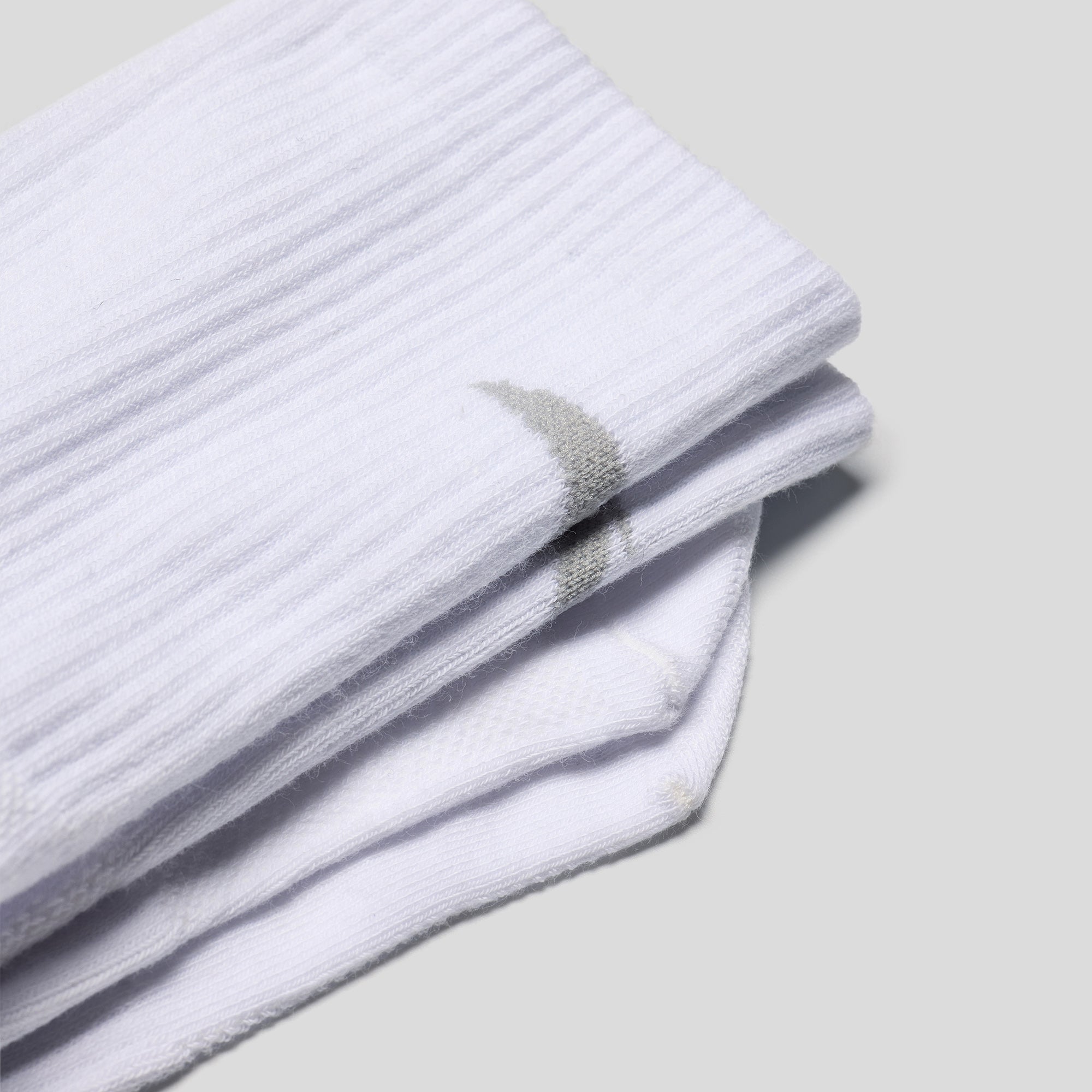 ANTA Crew Socks