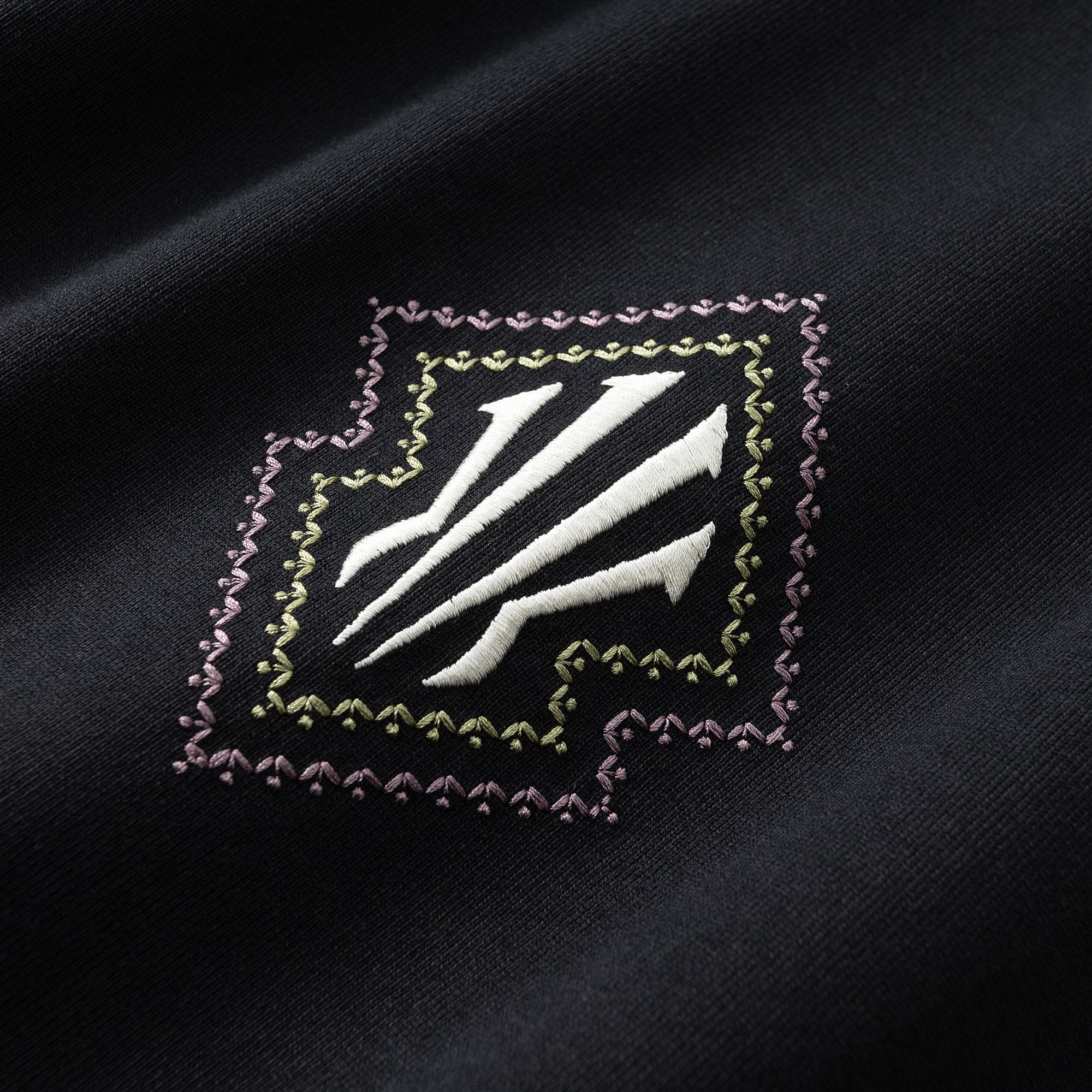 ANTA Hélà Metamorphosis Tee
