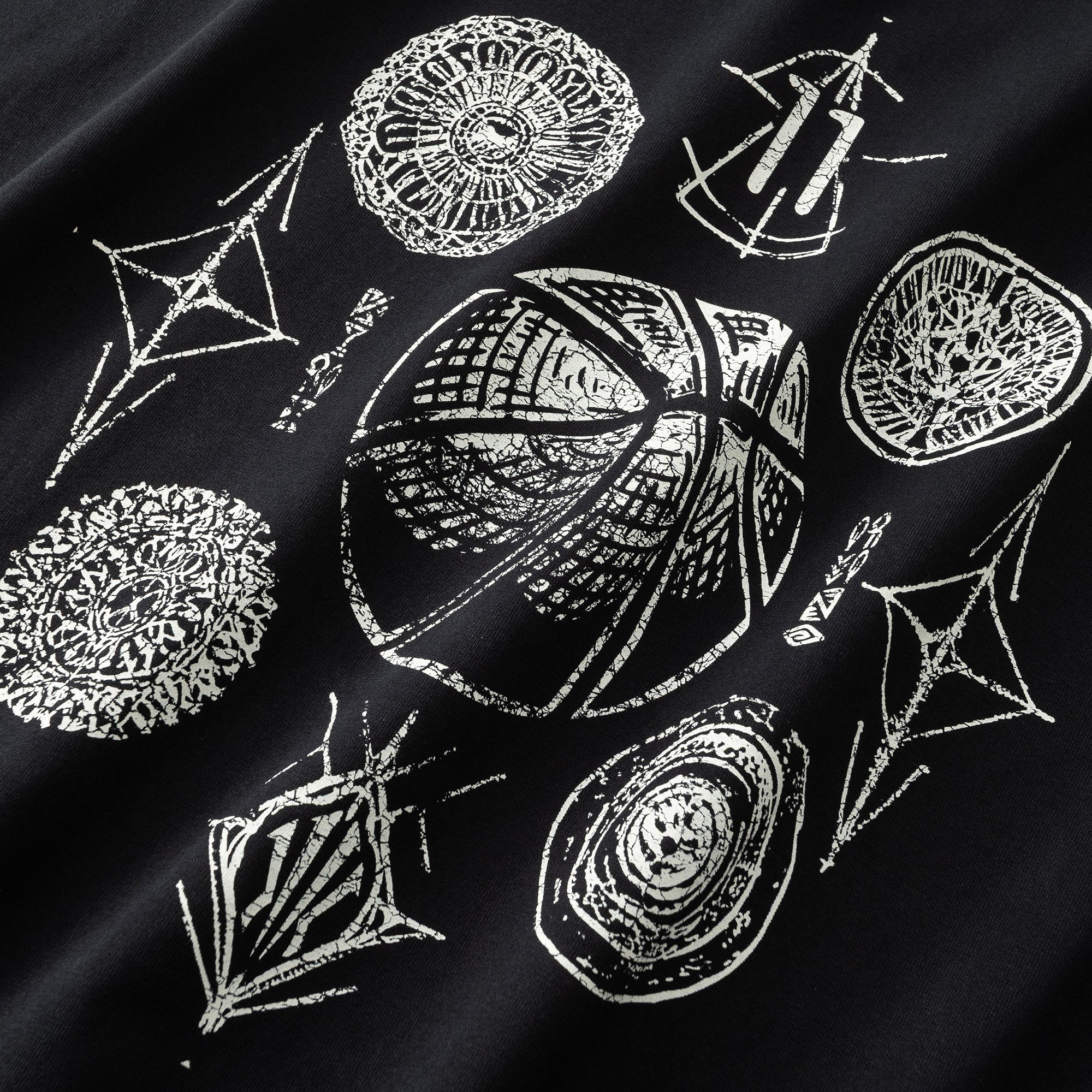 ANTA Hélà Metamorphosis Tee