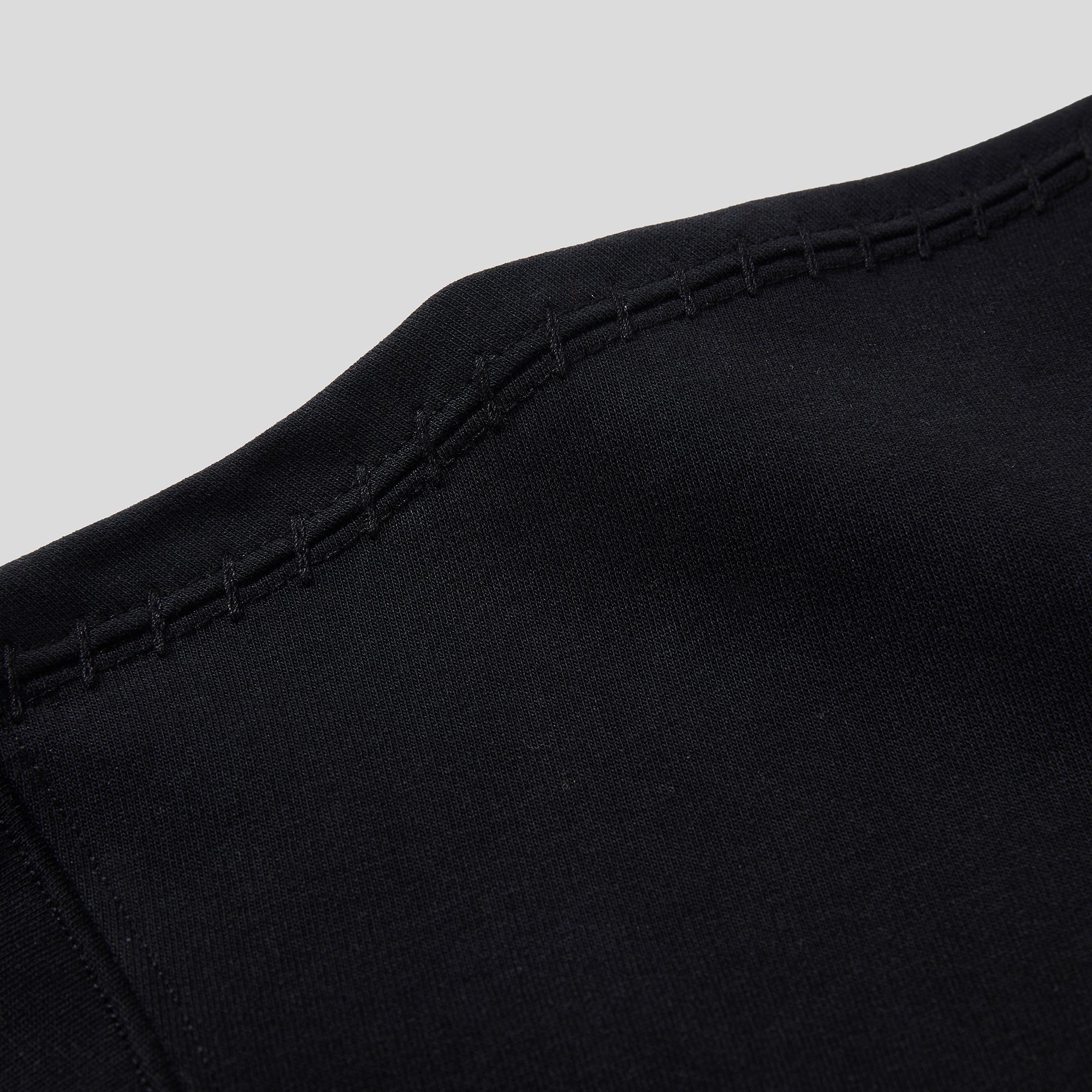 ANTA Hélà Omega Tee