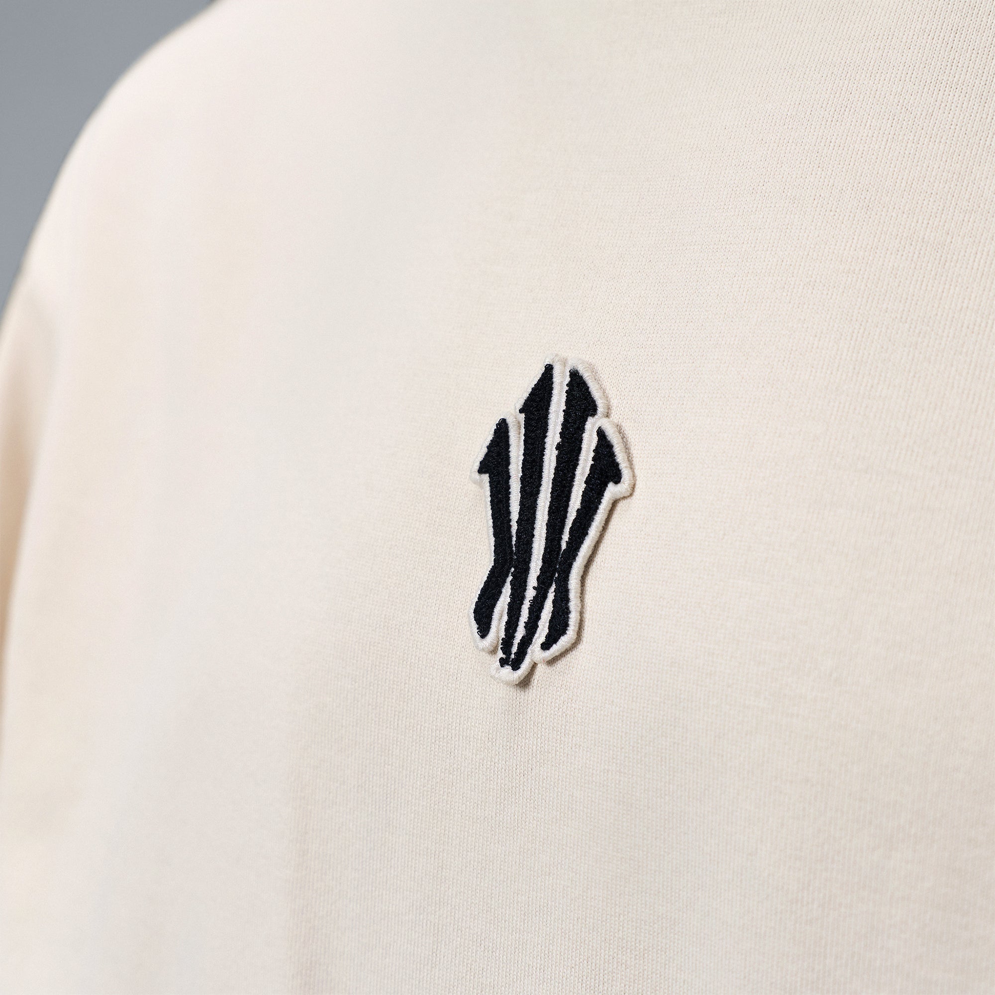 ANTA Hélà Short-Sleeve Tee