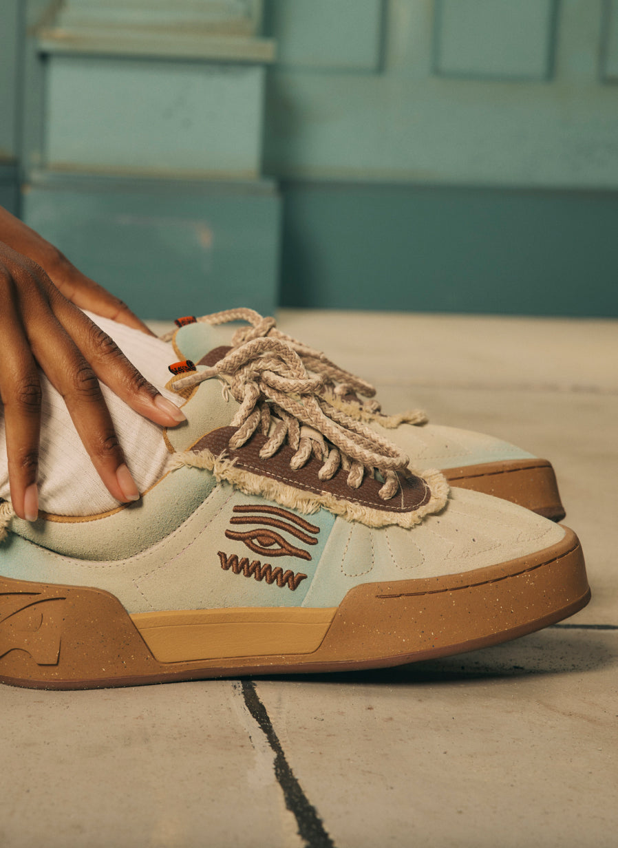 ANTA Hélà Style Lifestyle Sneaker by Kyrie Irving