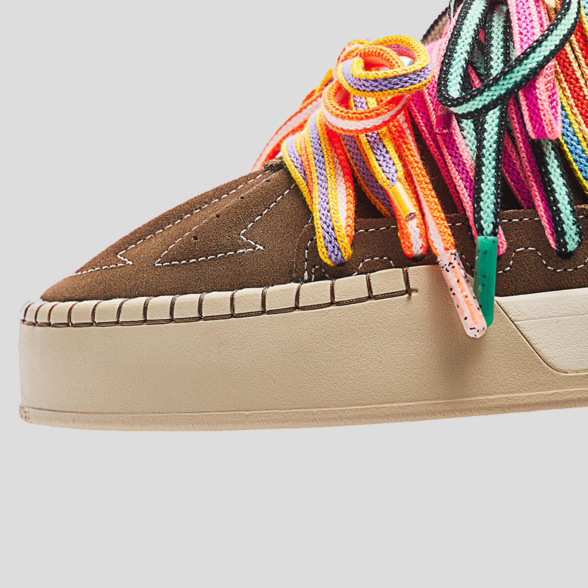 ANTA Hélà Style "Roots" Brown Lifestyle Sneaker by Kyrie Irving
