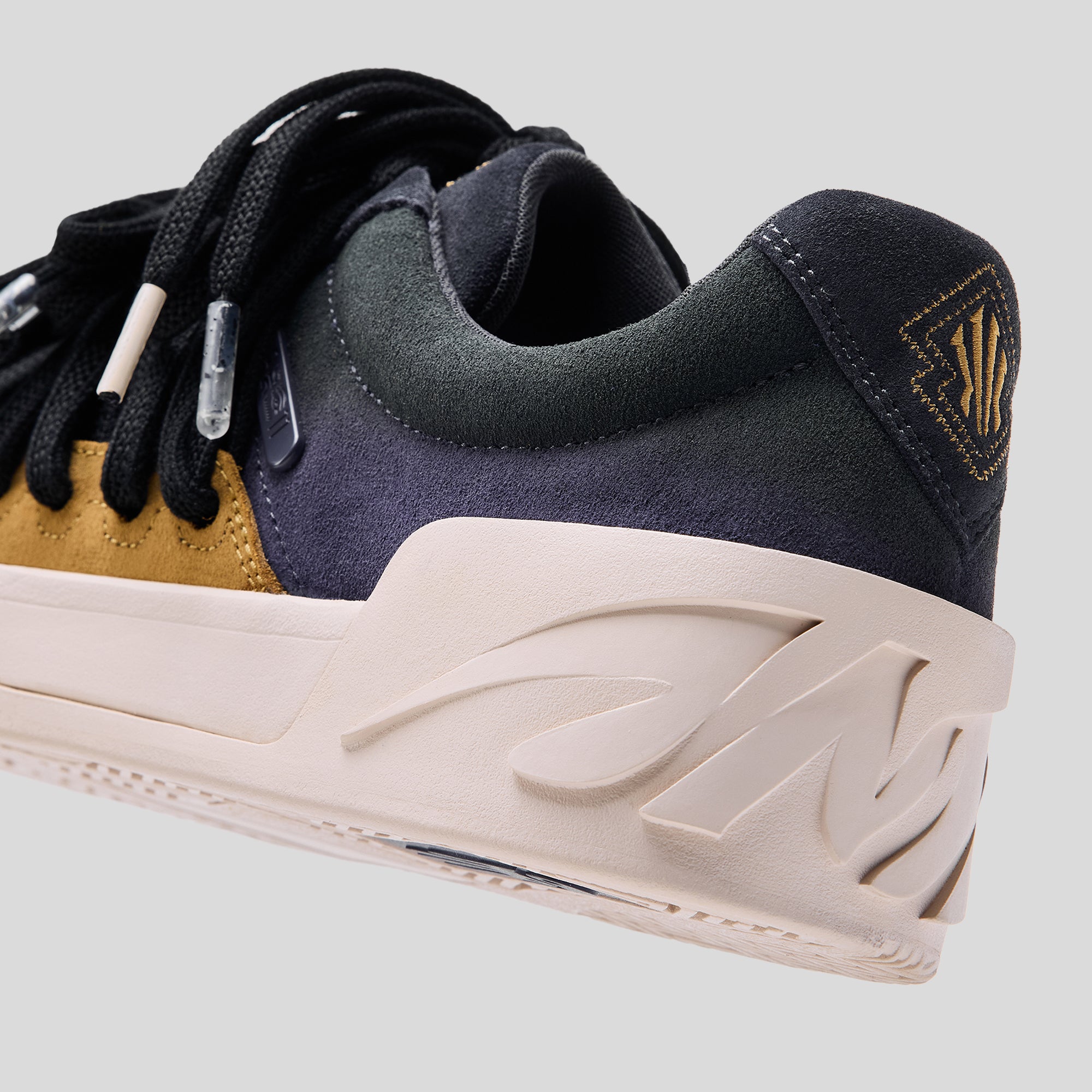 ANTA Hélà Style "Roots" KAI Mentality Lifestyle Sneaker by Kyrie Irving