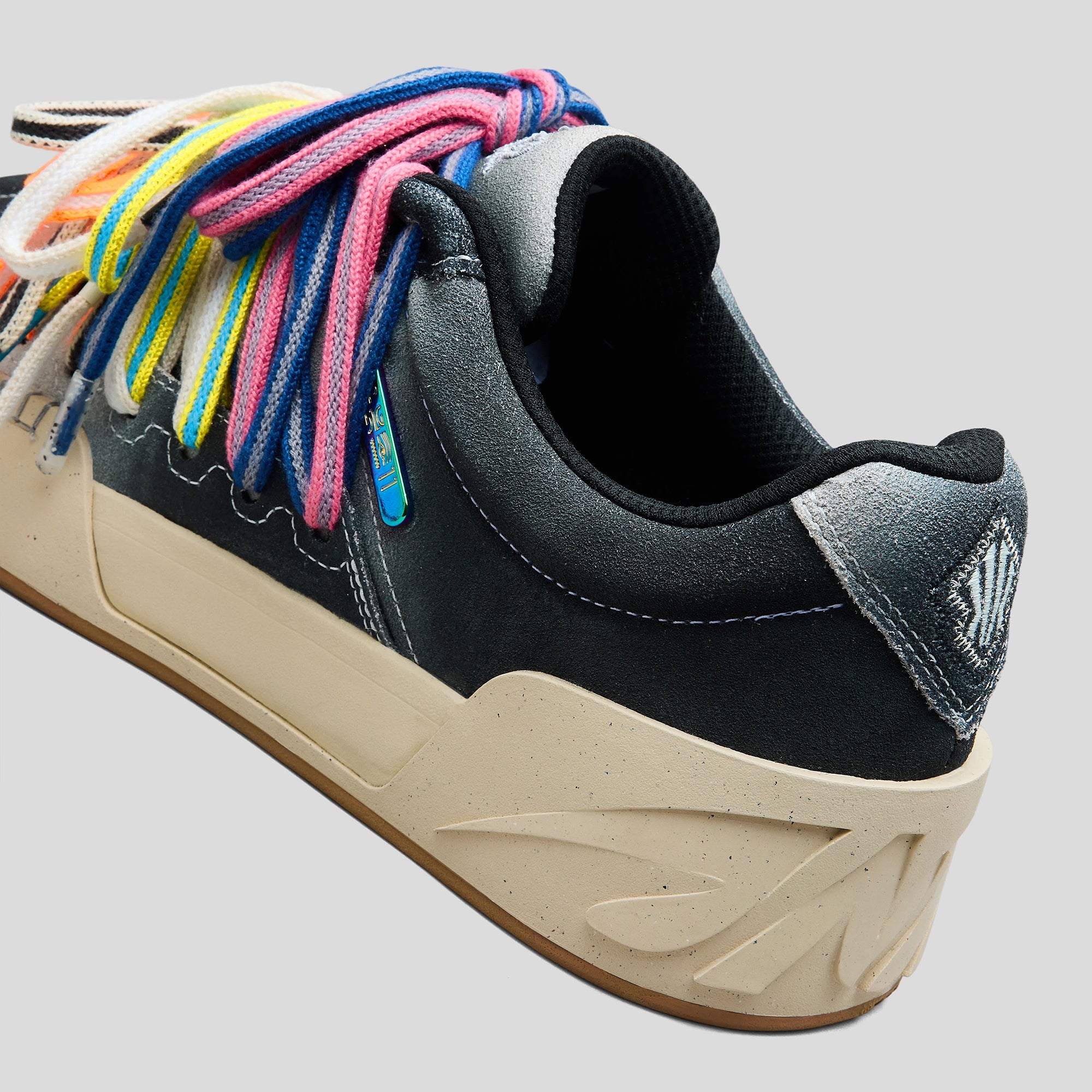 ANTA Hélà Style "Roots" Ombre Black Lifestyle Sneaker by Kyrie Irving