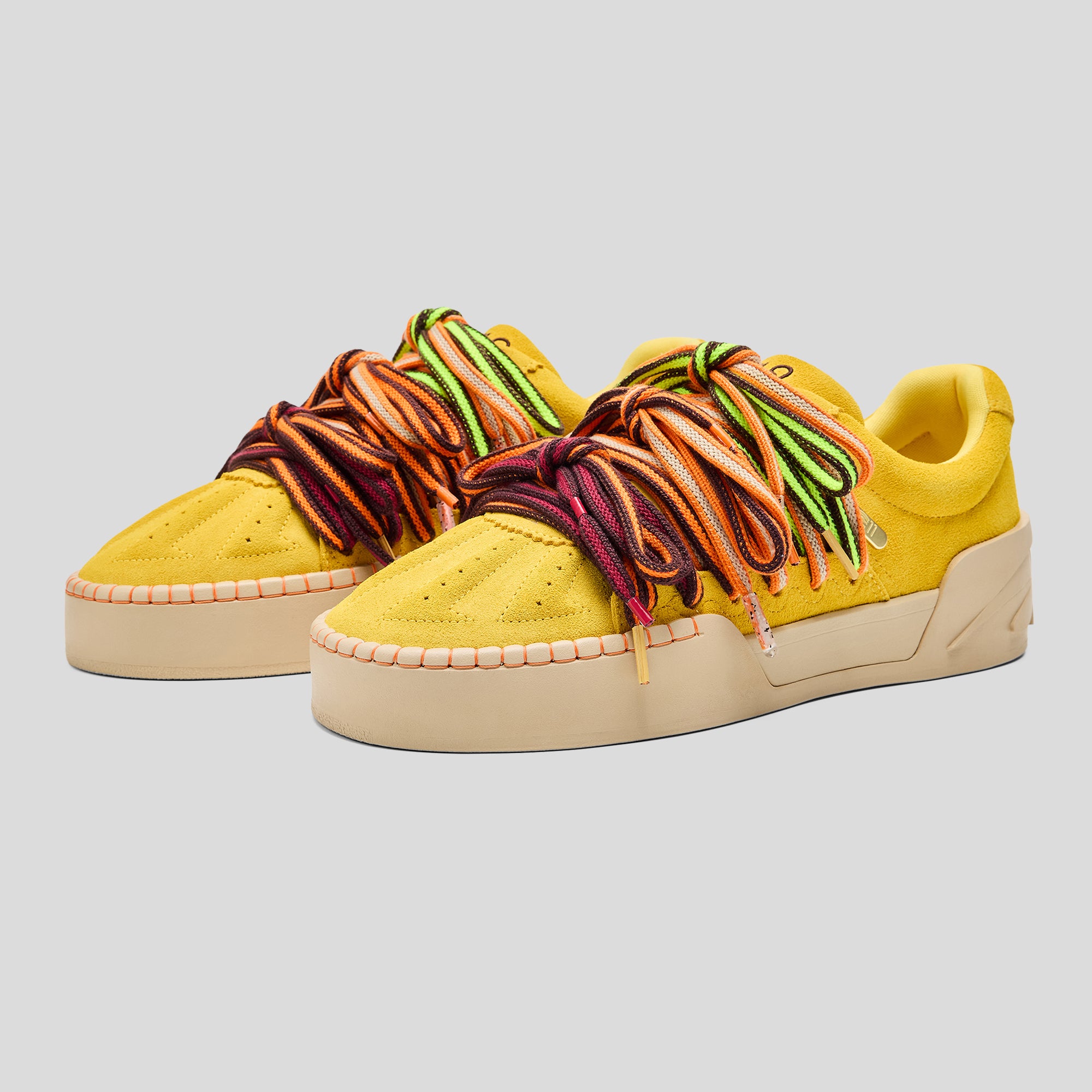 ANTA Hélà Style "Roots" Golden Hands Lifestyle Sneaker by Kyrie Irving