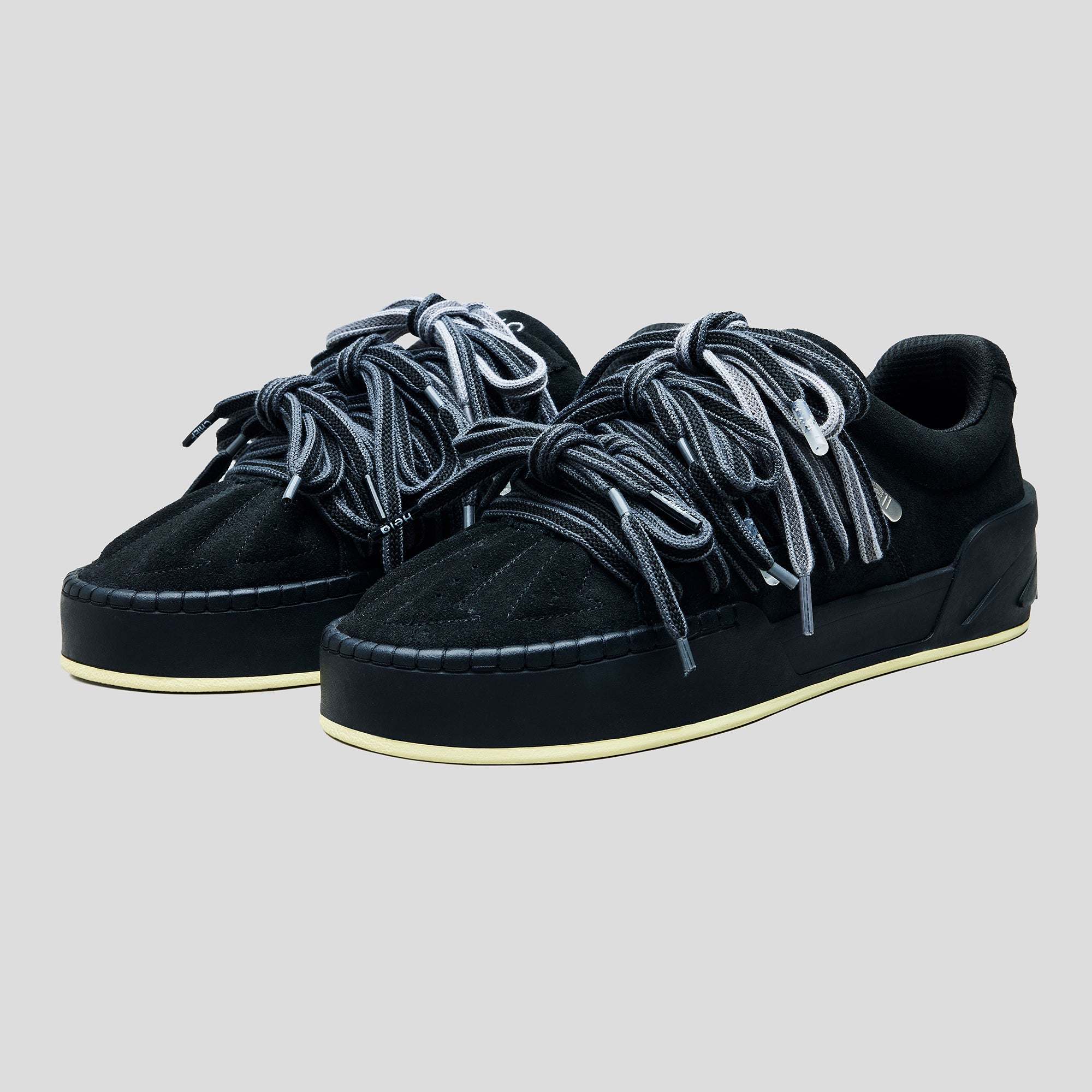 ANTA Hélà Style "Roots" Yin Lifestyle Sneaker by Kyrie Irving