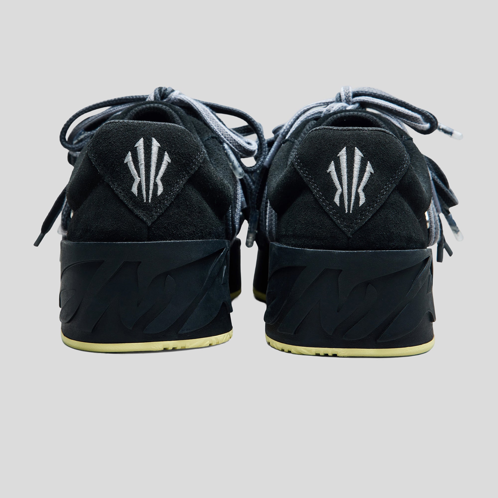ANTA Hélà Style "Roots" Yin Lifestyle Sneaker by Kyrie Irving