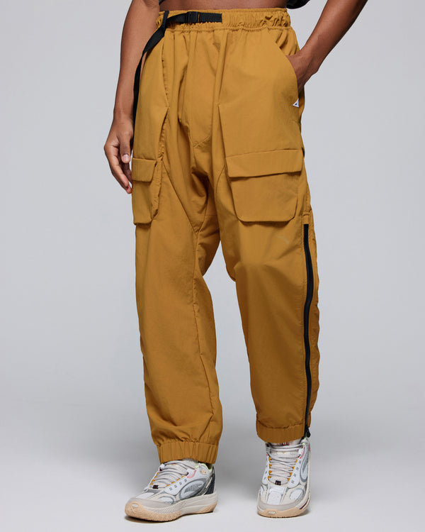 ANTA Hélà Woven Track Pants