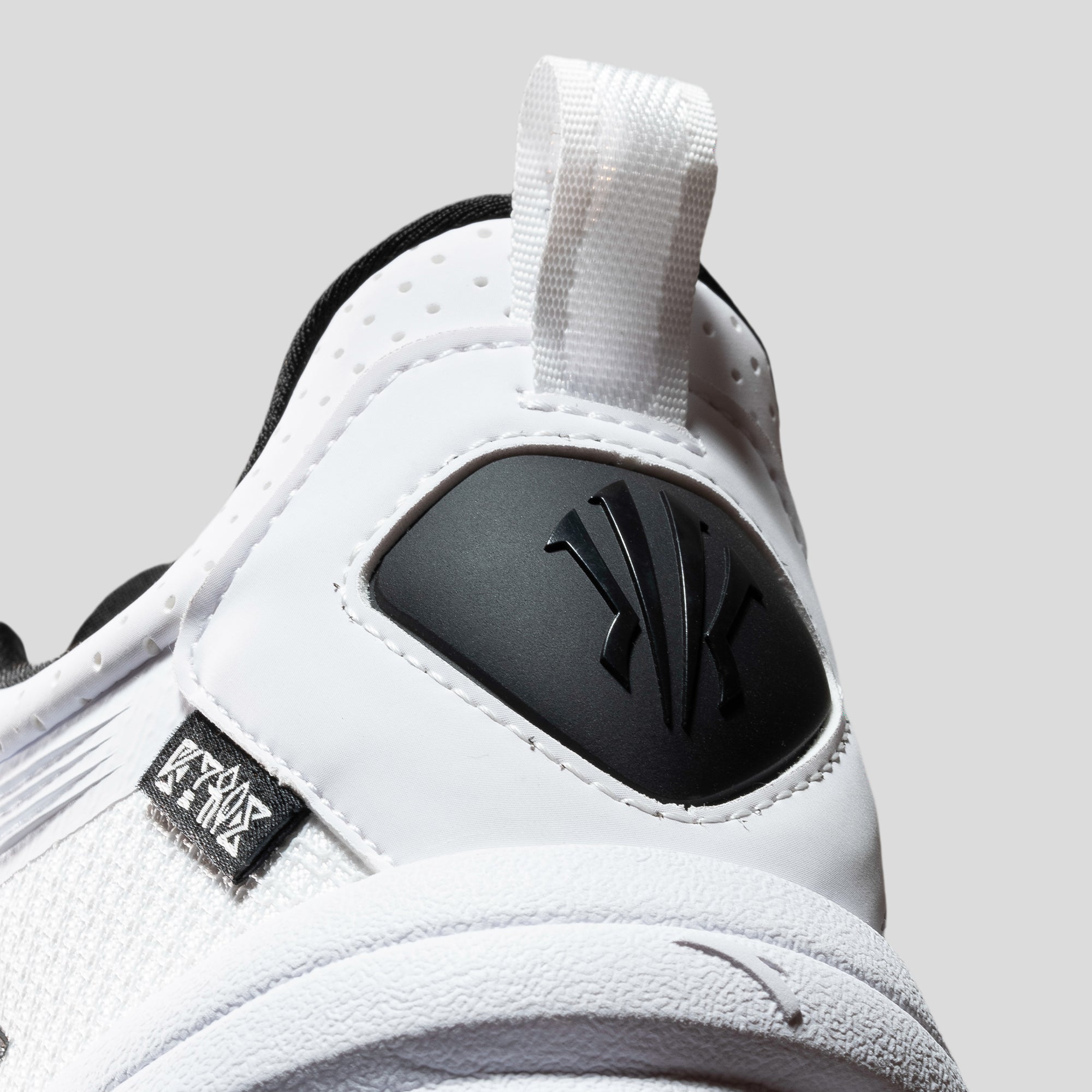 ANTA KAI 1 TEAM Basketball Shoes by Kyrie Irving - Team Shoes - White