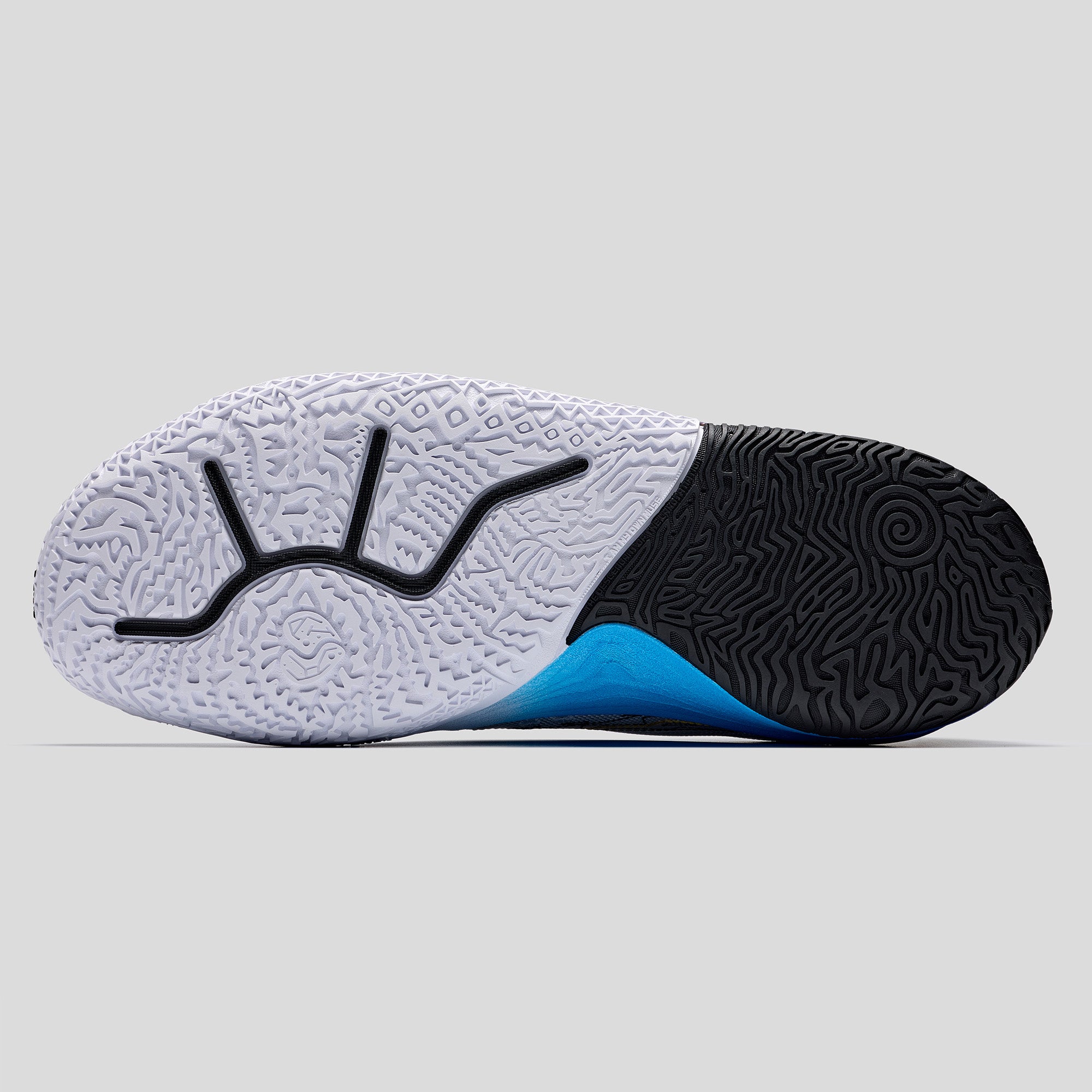 ANTA KAI 2 "Dallas" basketball shoes by Kyrie Irving