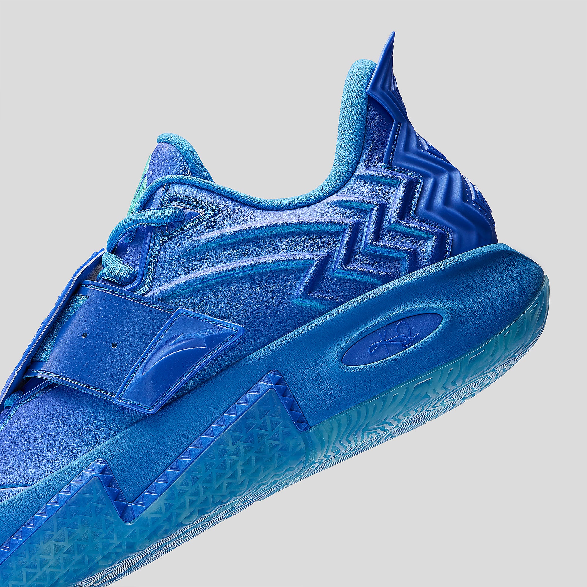ANTA KAI 2 "KING OF THE COURT"