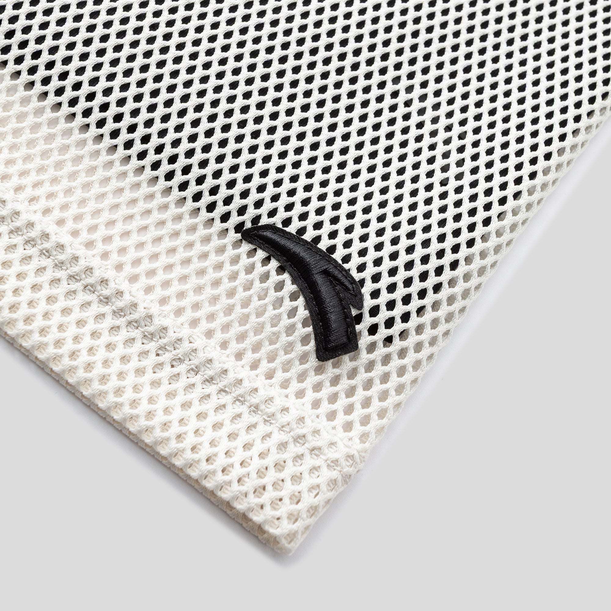 ANTA KAI Mesh Tee