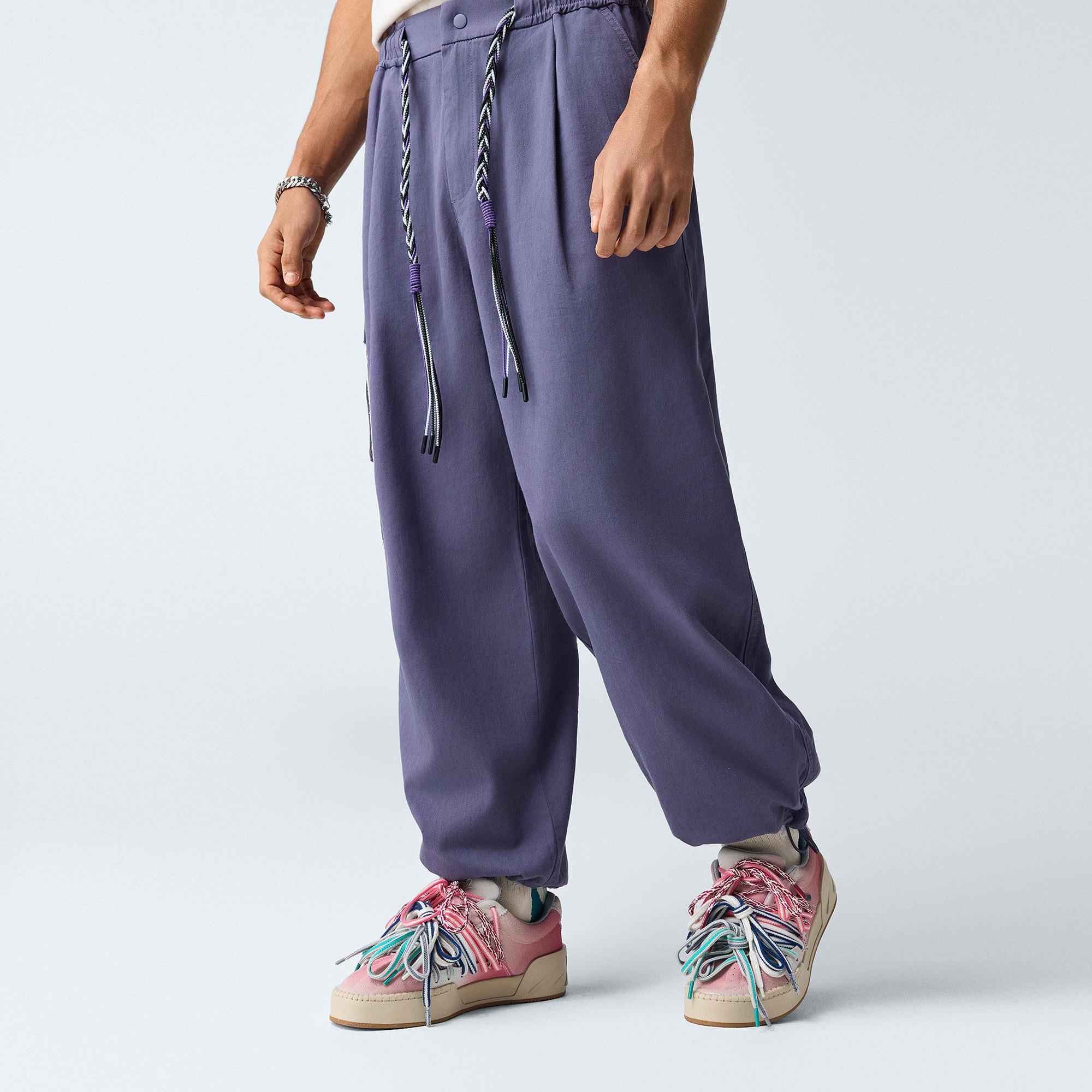 ANTA KAI Round House Pants