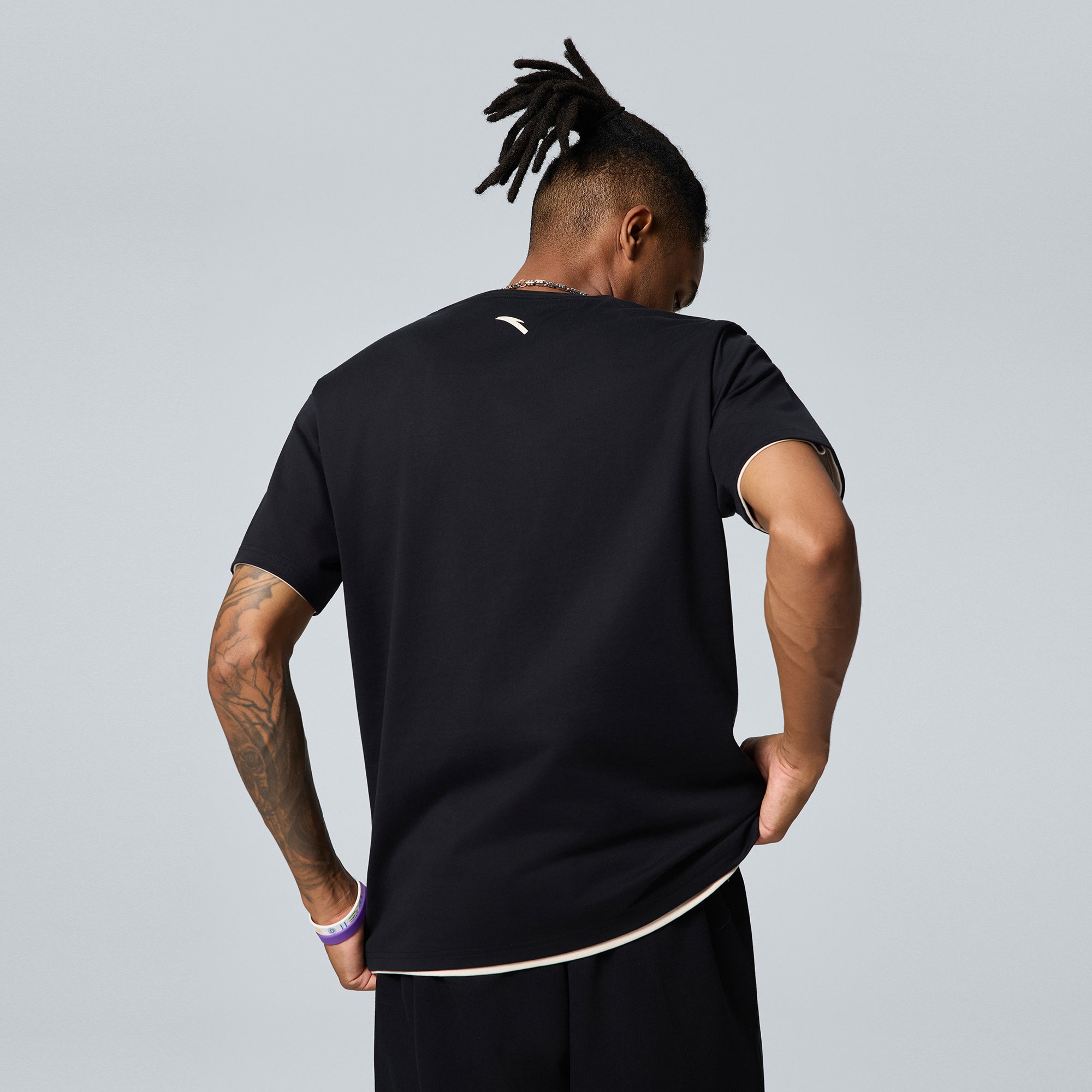 ANTA KAI Short-Sleeve Tee