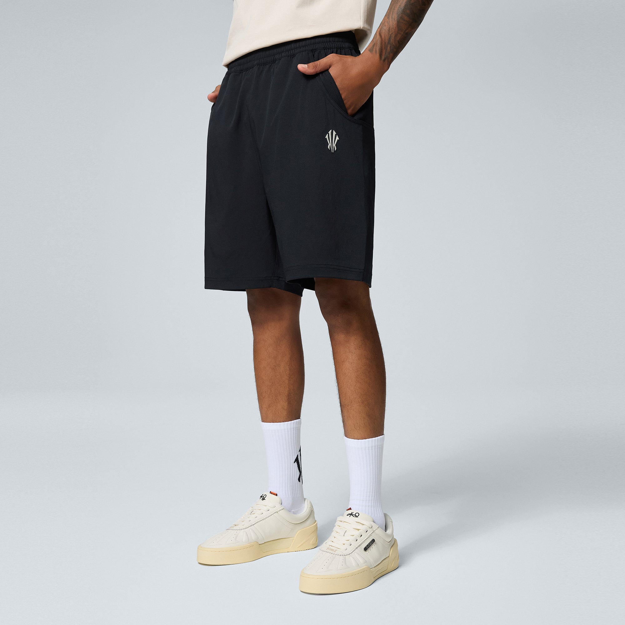 ANTA KAI Woven Half Pants