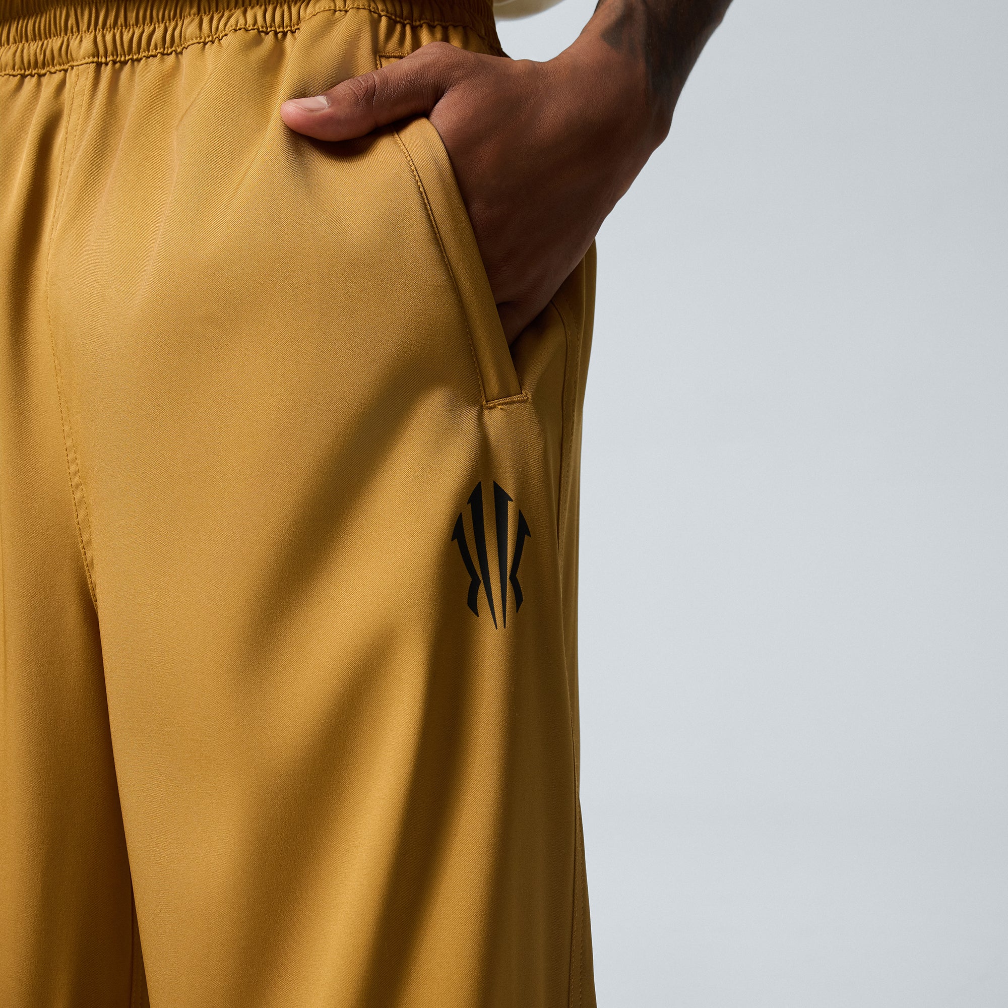 ANTA KAI Woven Pants