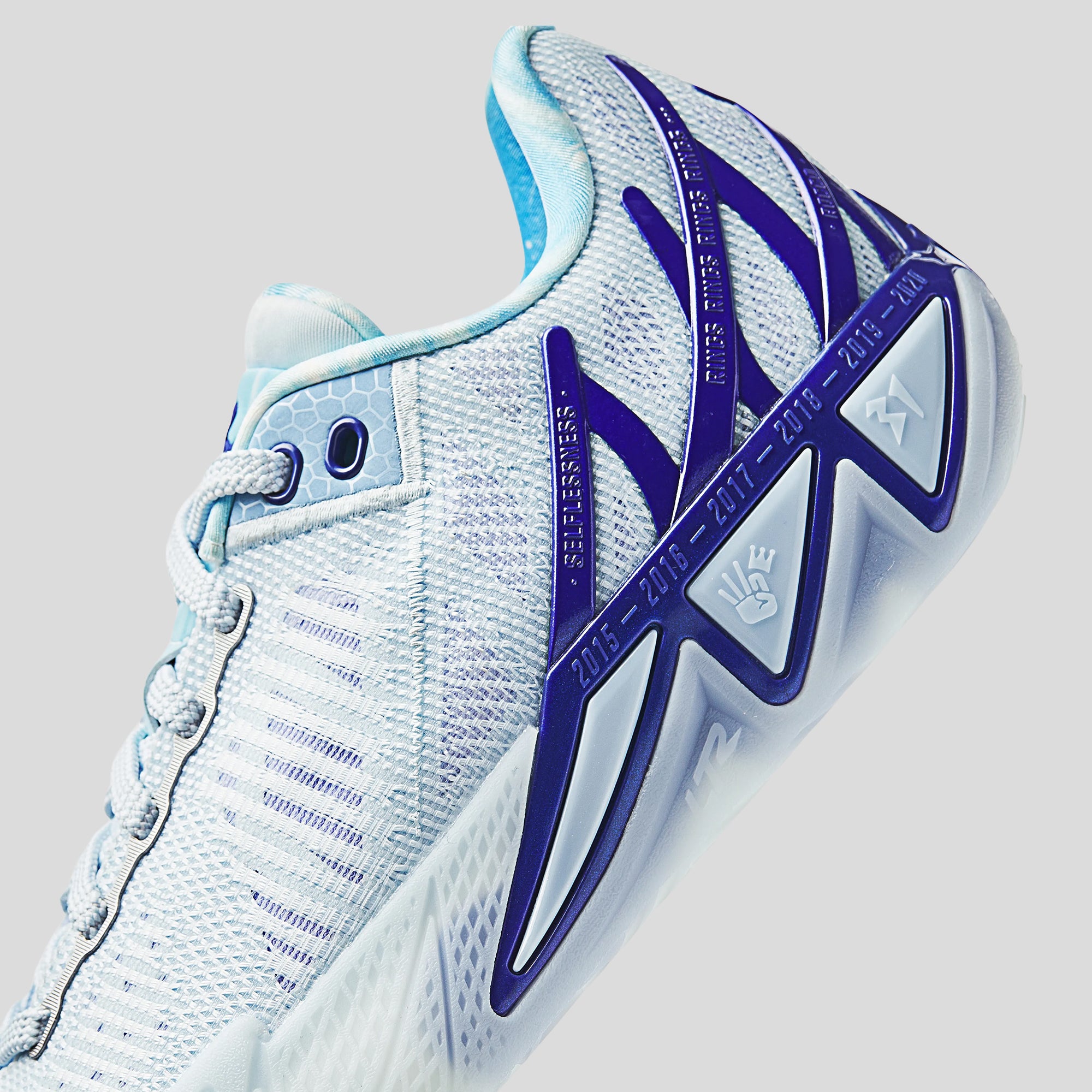 ANTA KT 11 Basketball Shoes by Klay Thompson