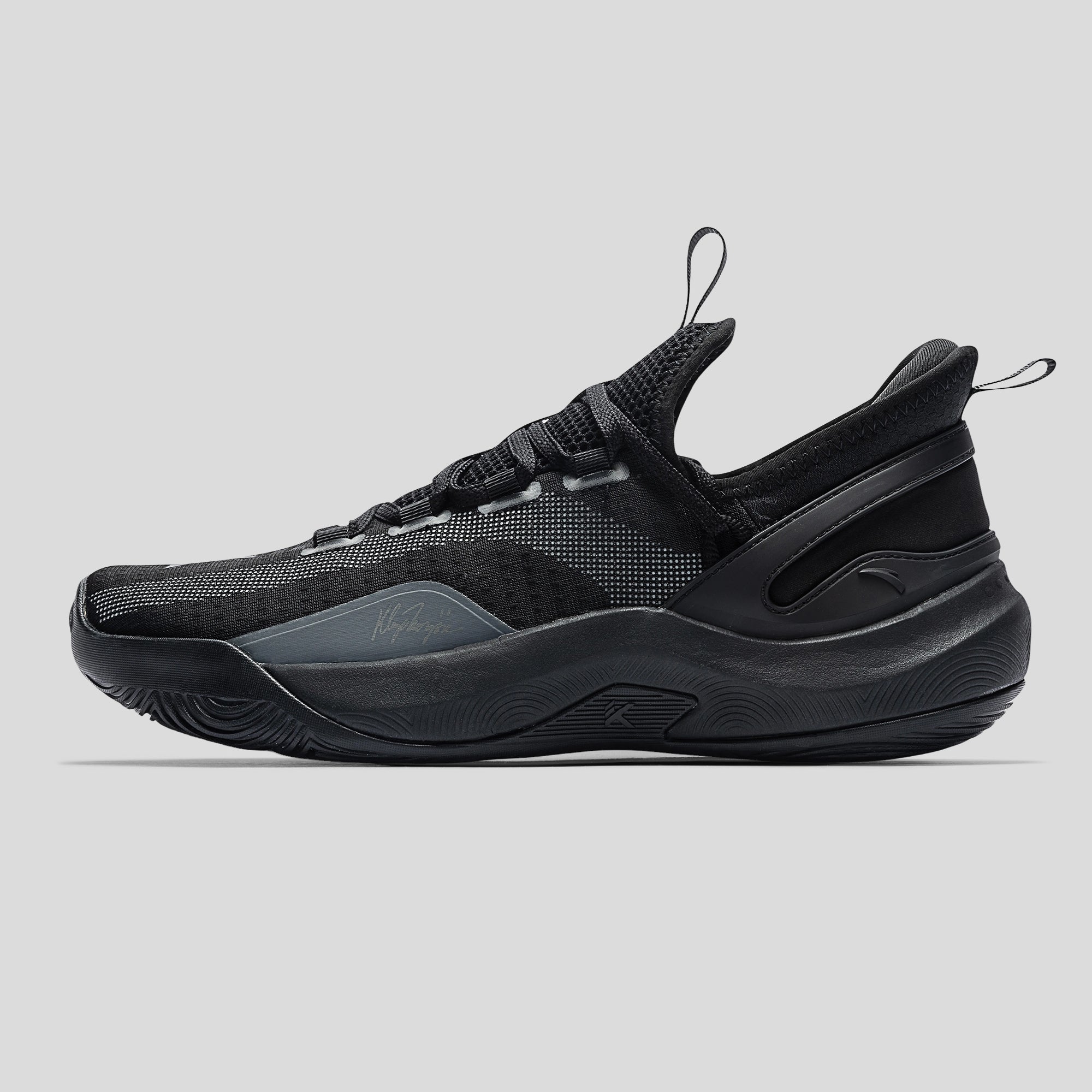 ANTA KT FLY Outdoor Basketball Shoes by Klay Thompson
