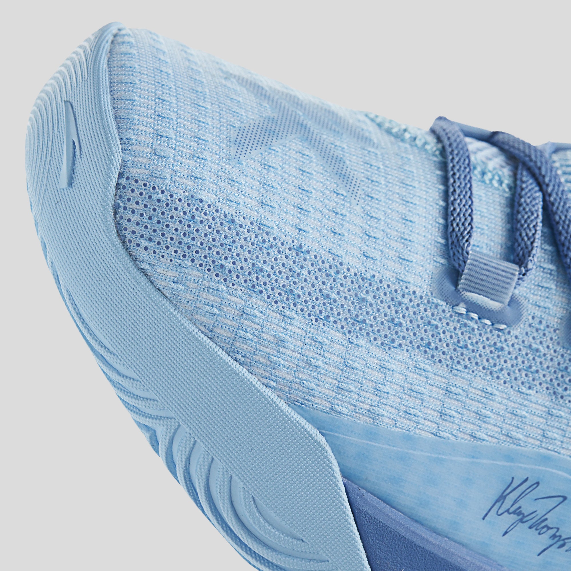ANTA KT FLY Outdoor Basketball Shoes by Klay Thompson