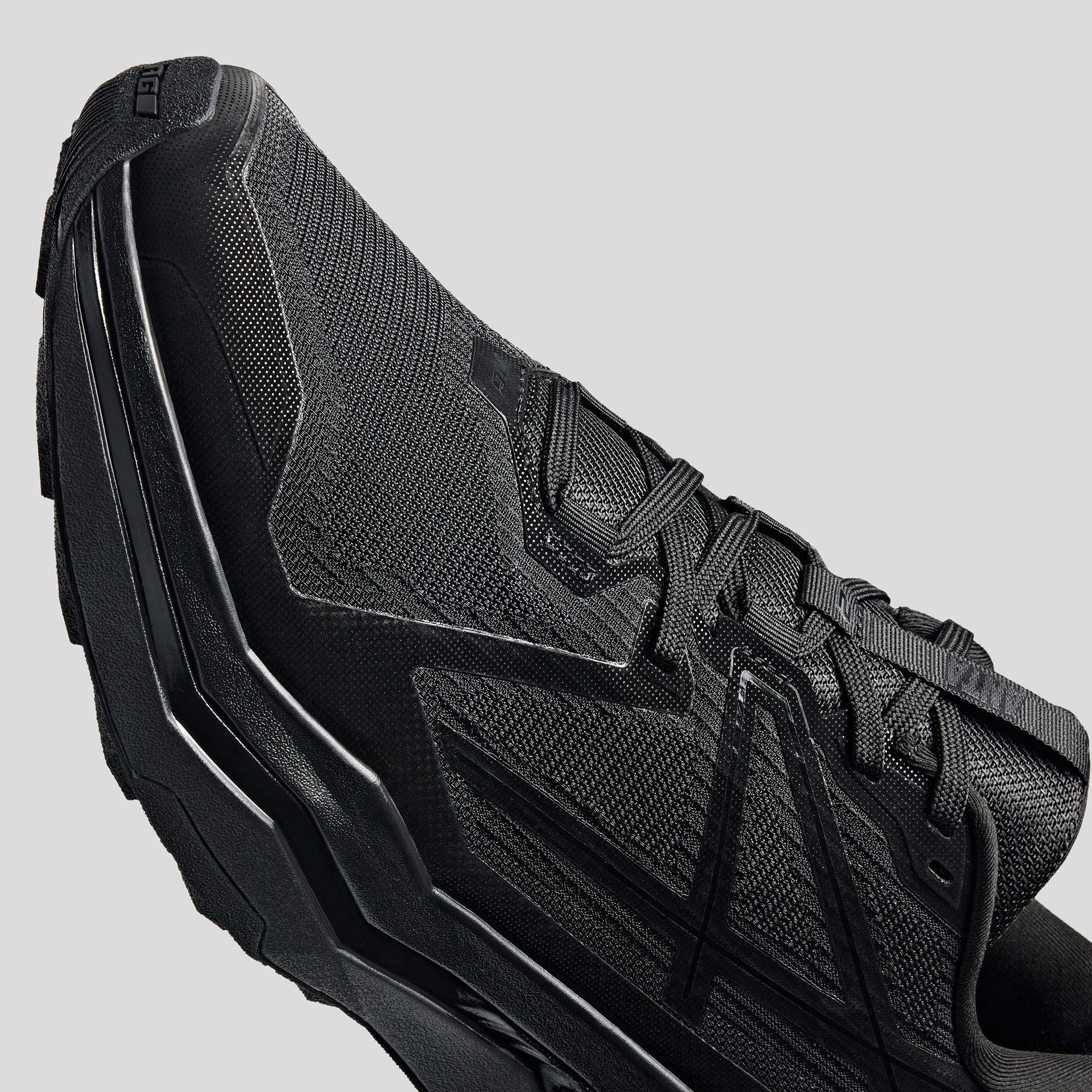 Men's ANTA Saker