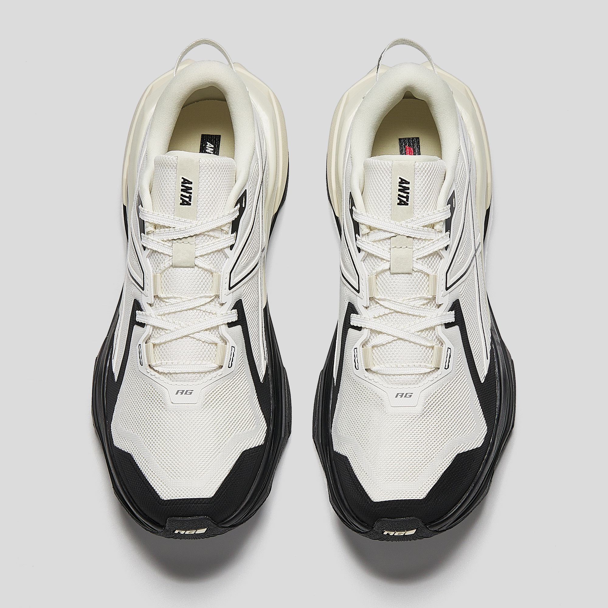 Men's ANTA Saker