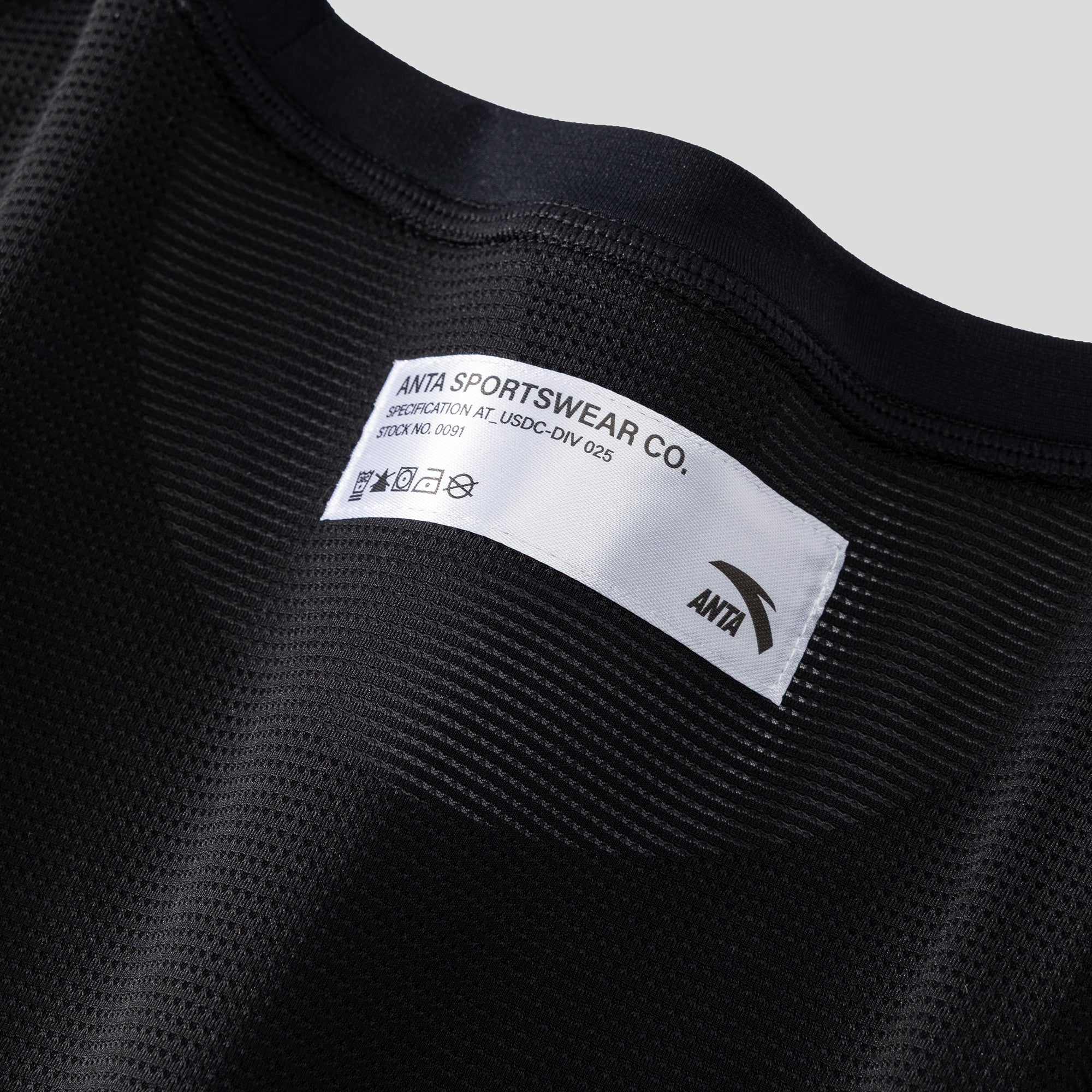 Men's ANTA Short-Sleeve Tee