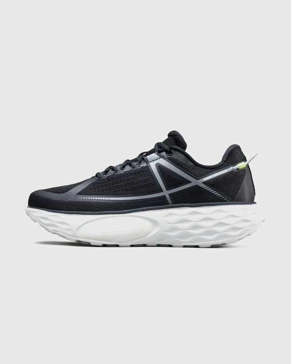 ANTA Wind Wander Trail Running Shoes - Black/White